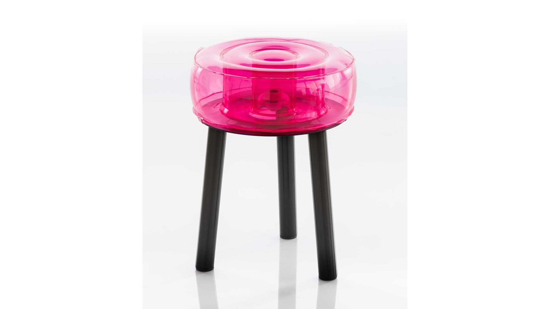 Hocker Mojow design aus Aluminium Kunststoff in Pink Floofy Eko Sitzhocker 3-Bein Hocker Sitz pink transparent, Gestell und Fuß schwarz
