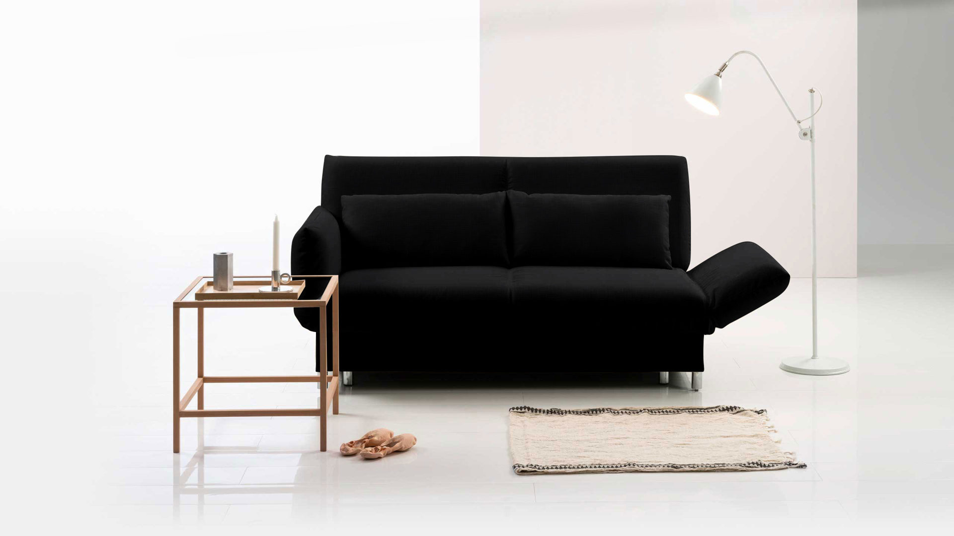 Schlafsofa Brühl aus Leder Metall in Schwarz CAMP 2B Bettsofa Schlafsofa schwarzer Lederbezug & Metallfüße verchromt glänzend - Stellfläche ca. 173-218 x 83 x 106 cm