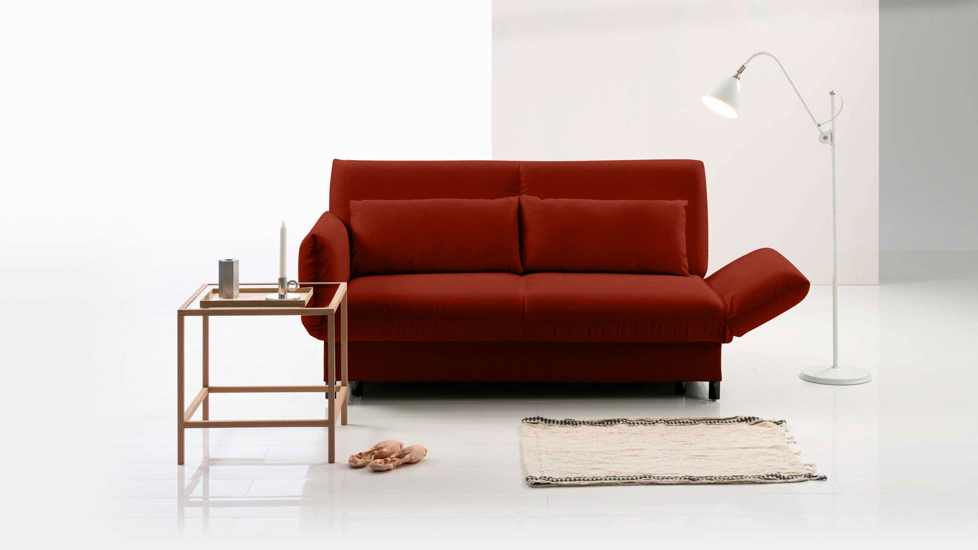 Schlafsofa Brühl aus Holz Leder in Bordeaux CAMP 2B Bettsofa Schlafsofa bordeauxfarbener Lederbezug & schwarze Holzfüße - Stellfläche ca. 173-218 x 83 x 106 cm