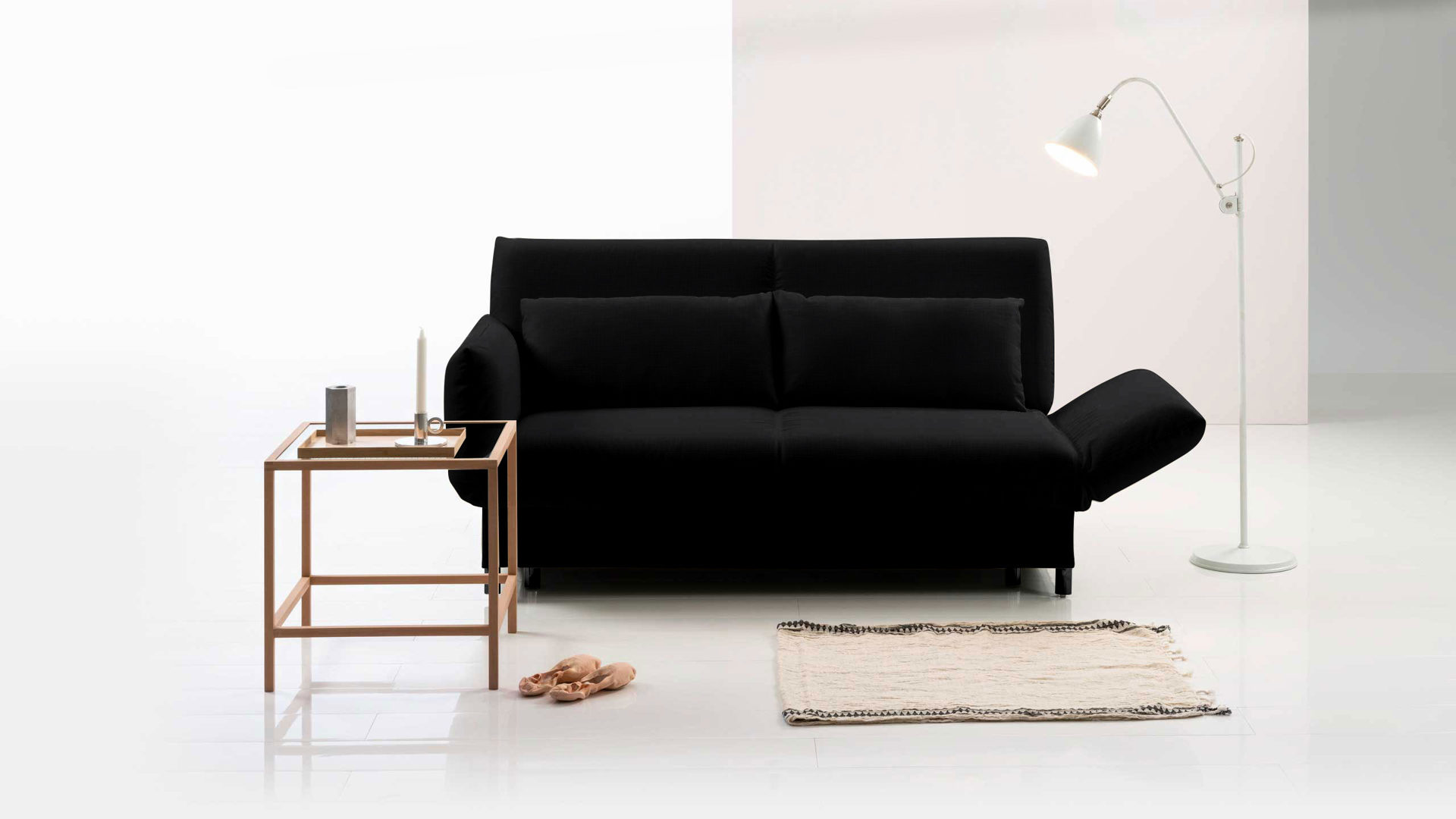 Schlafsofa Brühl aus Holz Leder in Schwarz CAMP 2B Bettsofa Schlafsofa schwarzer Lederbezug & schwarze Holzfüße - Stellfläche ca. 173-218 x 83 x 106 cm