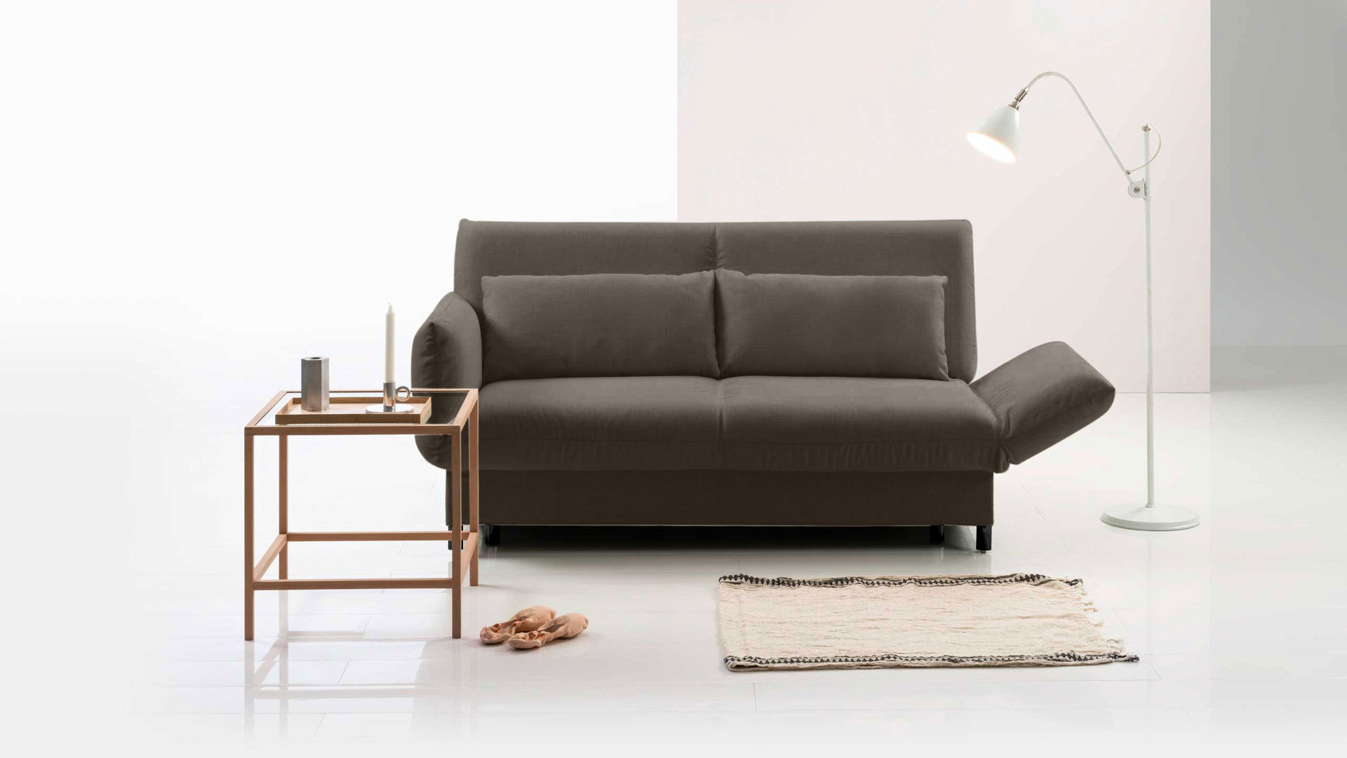 Schlafsofa Brühl aus Holz Leder in Braun CAMP 2B Bettsofa Schlafsofa schlammfarbener Lederbezug & schwarze Holzfüße - Stellfläche ca. 173-218 x 83 x 106 cm