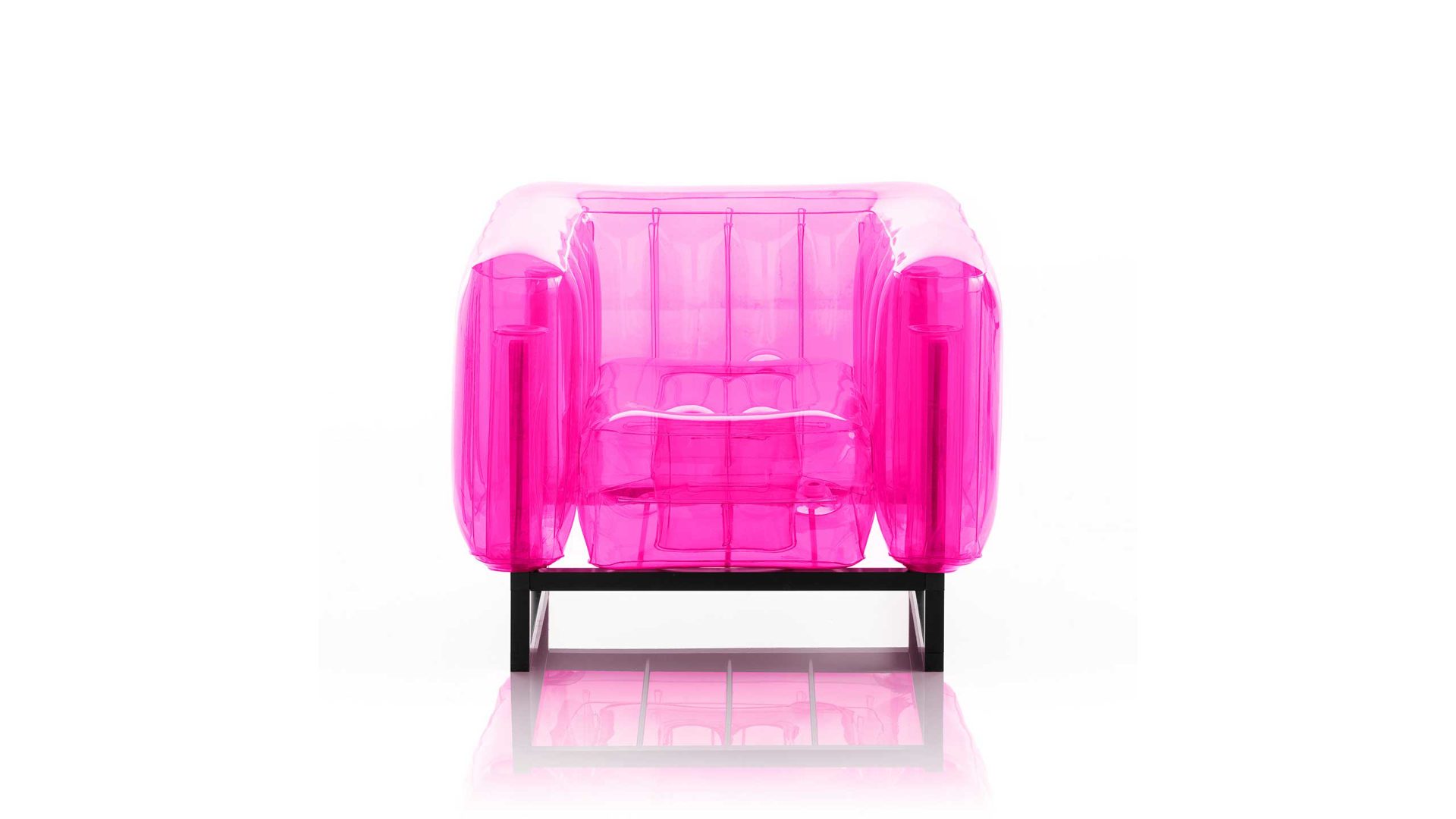 Sessel Mojow design aus Aluminium Kunststoff in Pink Yomi EKO Design-Sessel Polster transparent pink, Gestell Aluminium schwarz