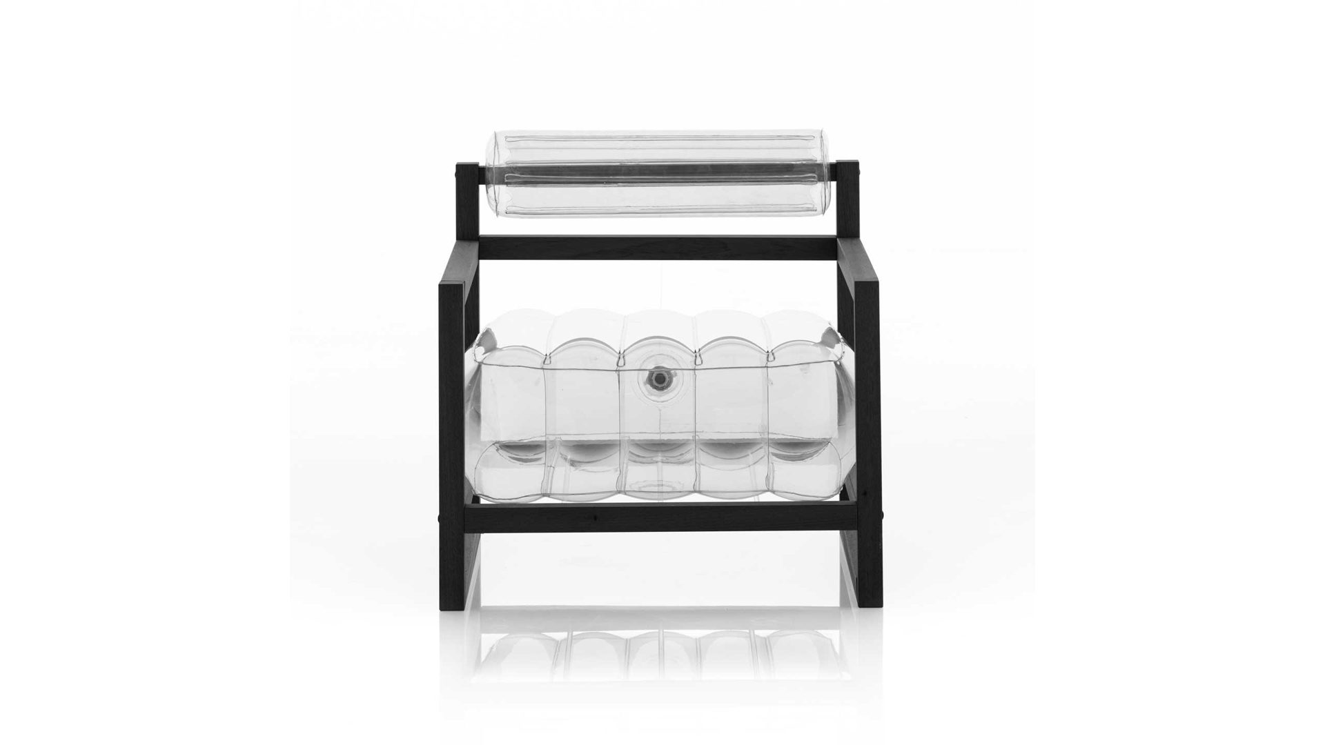 Sessel Mojow design aus Kunststoff Holz in Transparent Yoko Eko Design-Sessel Polster transparent durchsichtig, Gestell Holz schwarz