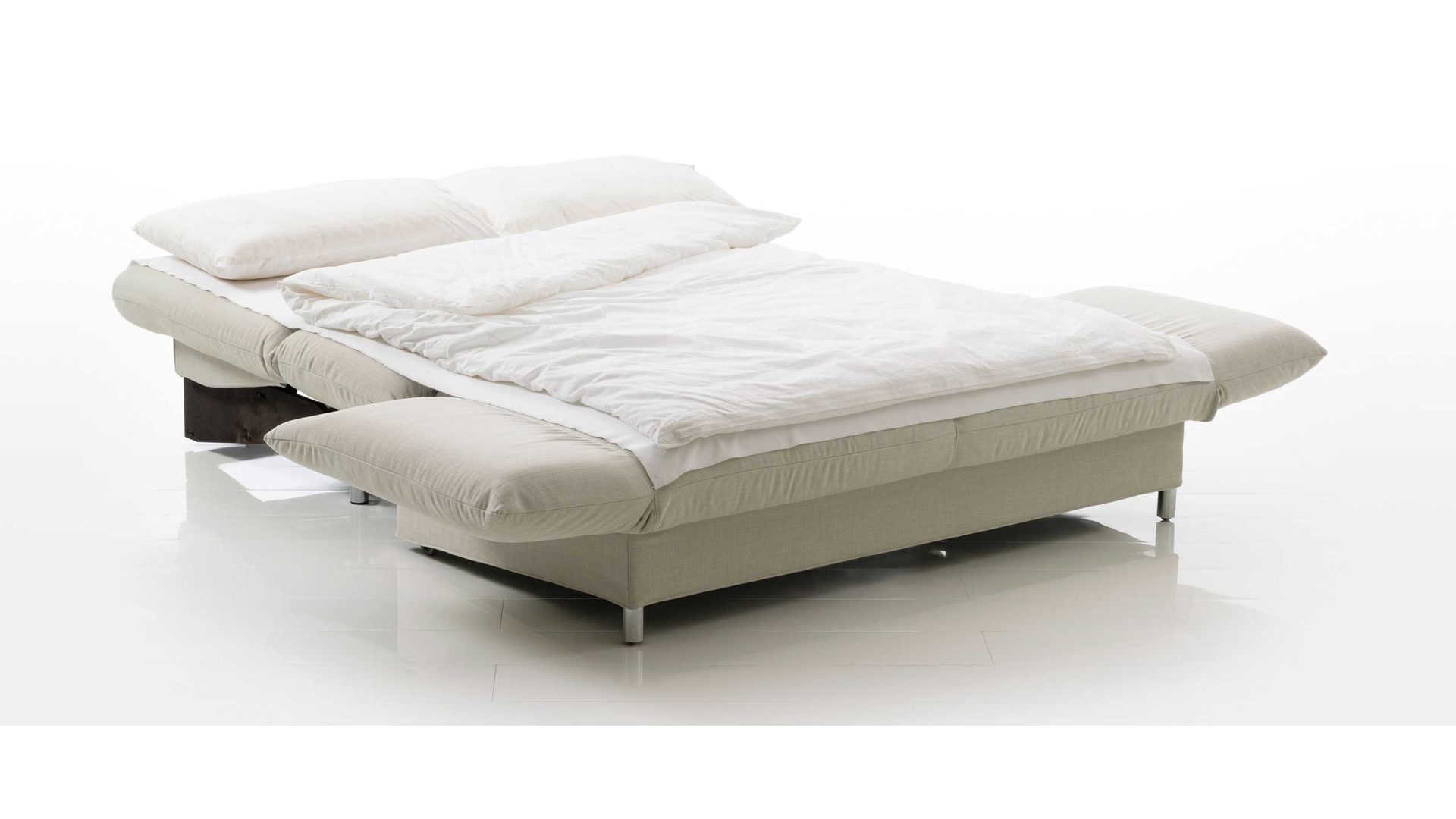 Schlafsofa Brühl aus Stoff in Beige CAMP 2B Bettsofa Schlafsofa beiger Stoffbezug & Metallfüße verchromt glänzend - Stellfläche ca. 173-218 x 83 x 106 cm